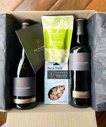 Reds by the Fire Gift Pack